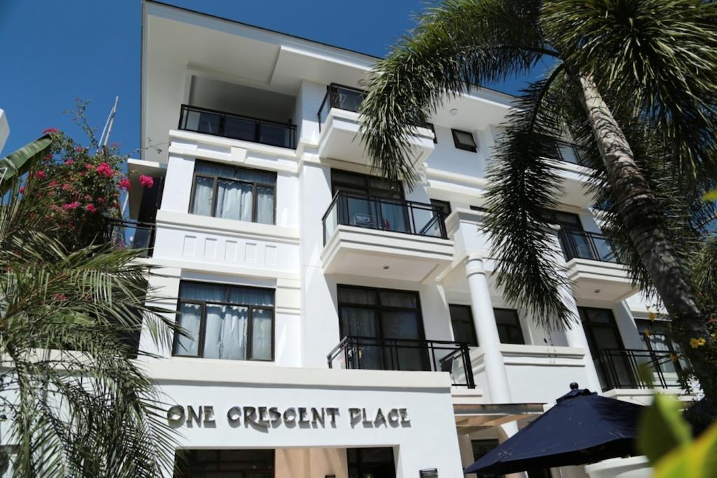 One Crescent Place Hotel Balabag  Ngoại thất bức ảnh