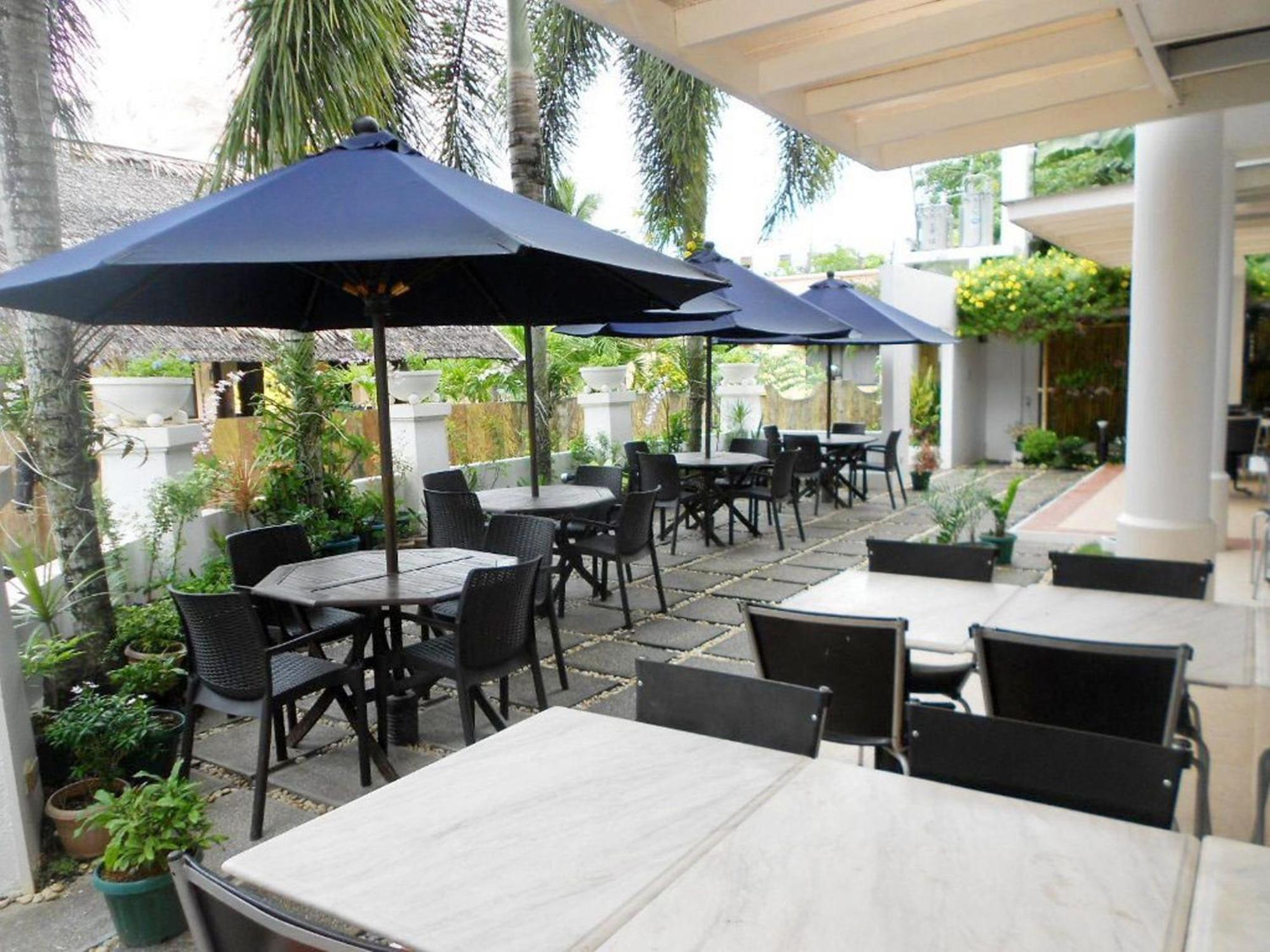 One Crescent Place Hotel Balabag  Ngoại thất bức ảnh
