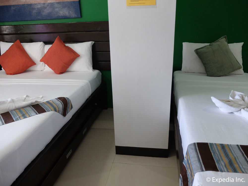 One Crescent Place Hotel Balabag  Ngoại thất bức ảnh
