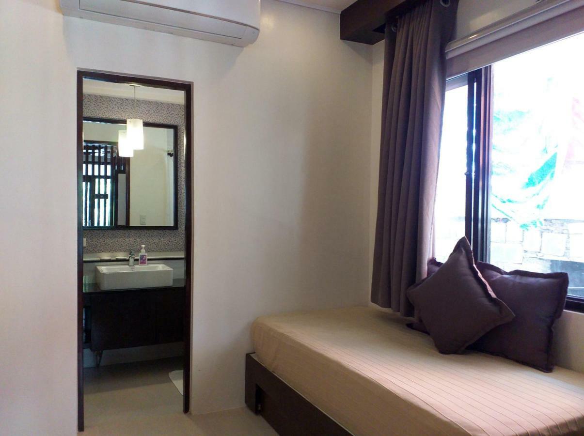 One Crescent Place Hotel Balabag  Ngoại thất bức ảnh