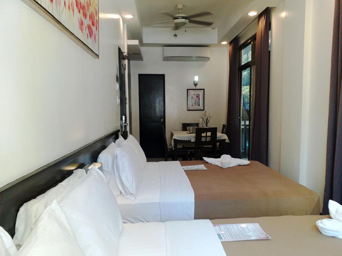 One Crescent Place Hotel Balabag  Ngoại thất bức ảnh