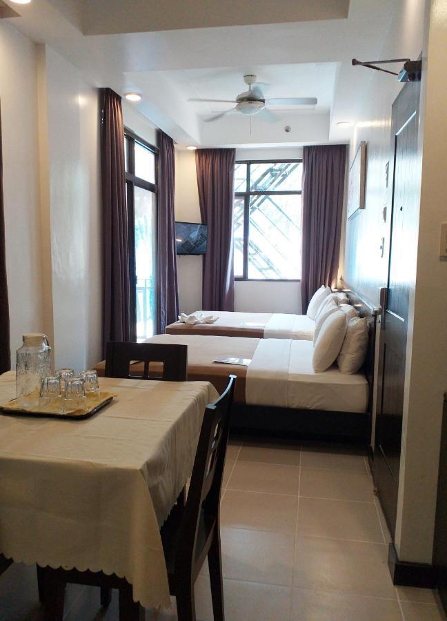 One Crescent Place Hotel Balabag  Ngoại thất bức ảnh